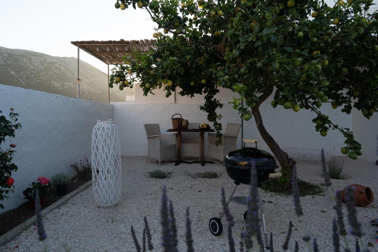 Vila Iviskos House Apollonía Exteriér fotografie
